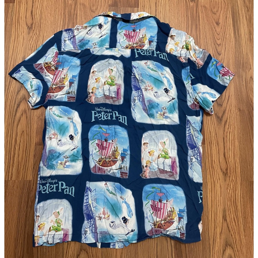 Disney Peter Pan Shirt Mens Small Graphic Print Short Sleeve Button Up - Picture 9 of 9